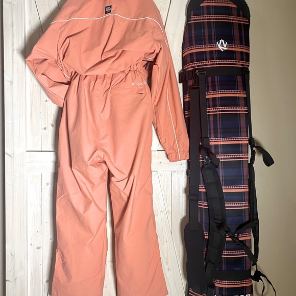 nwt DESTROYER in CORAL snowsuit snowboard ski suit + bib suspenders gaiters hood - Picture 9 of 15